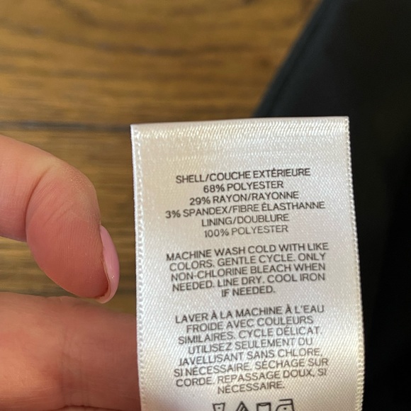 Express High Waisted Skirt. Size 12. - Picture 4 of 5